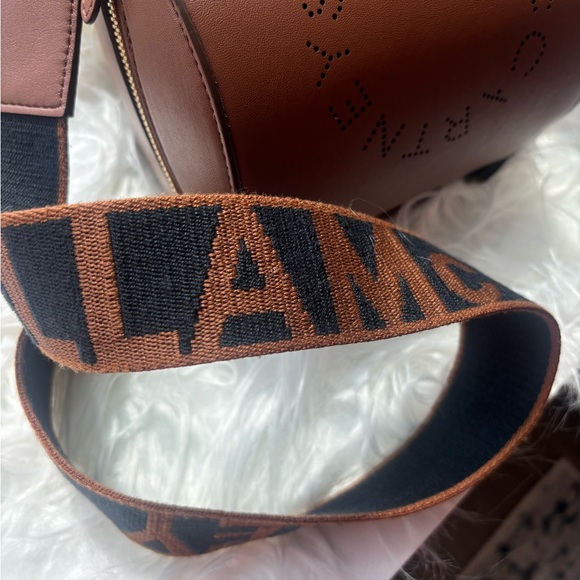 Stella McCartney logo barrel shoulder bag - Picture 8 of 8